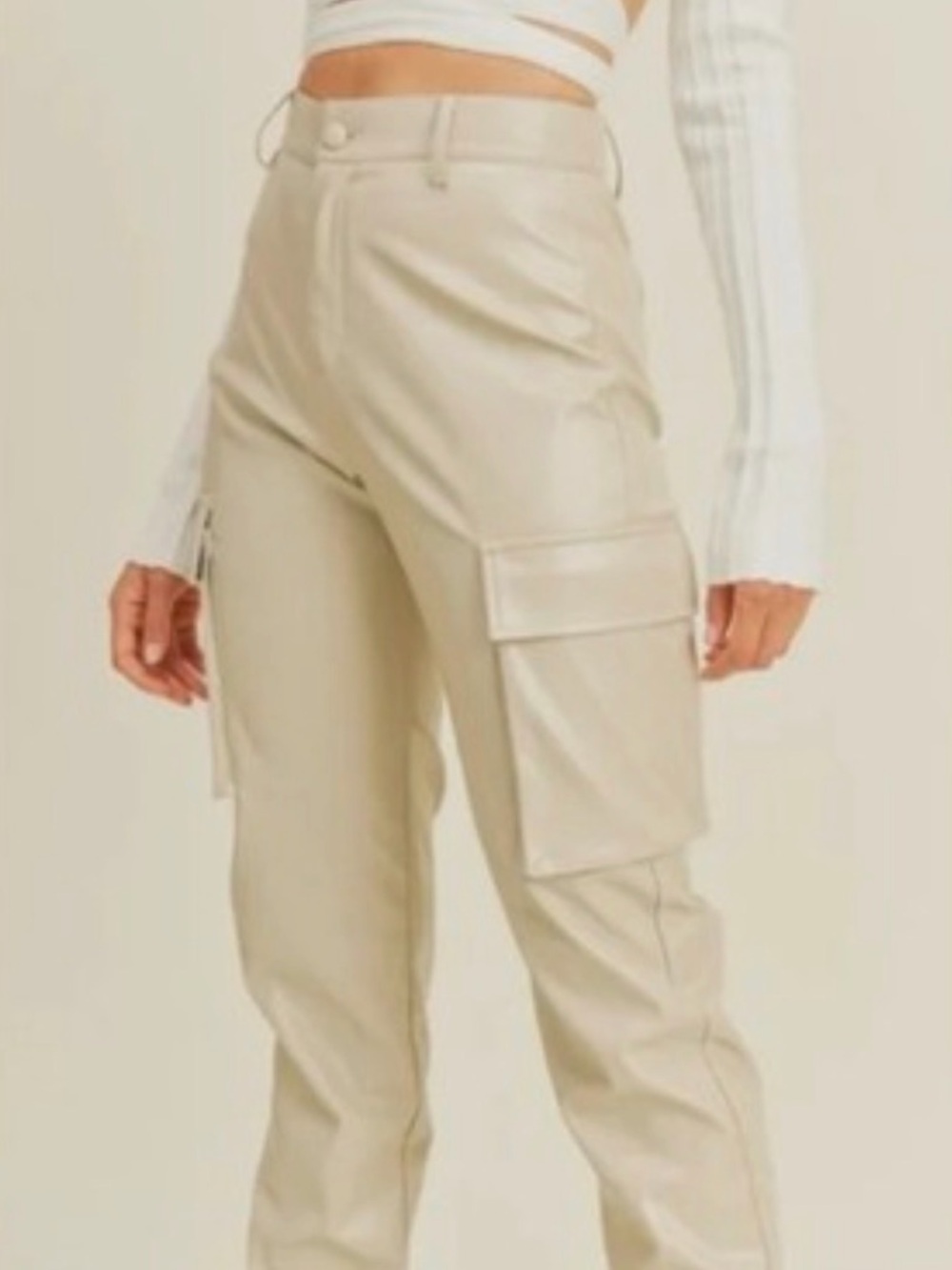 NEW! Bailey 44 Faux Leather Cargo Pants in Cream Size 2
